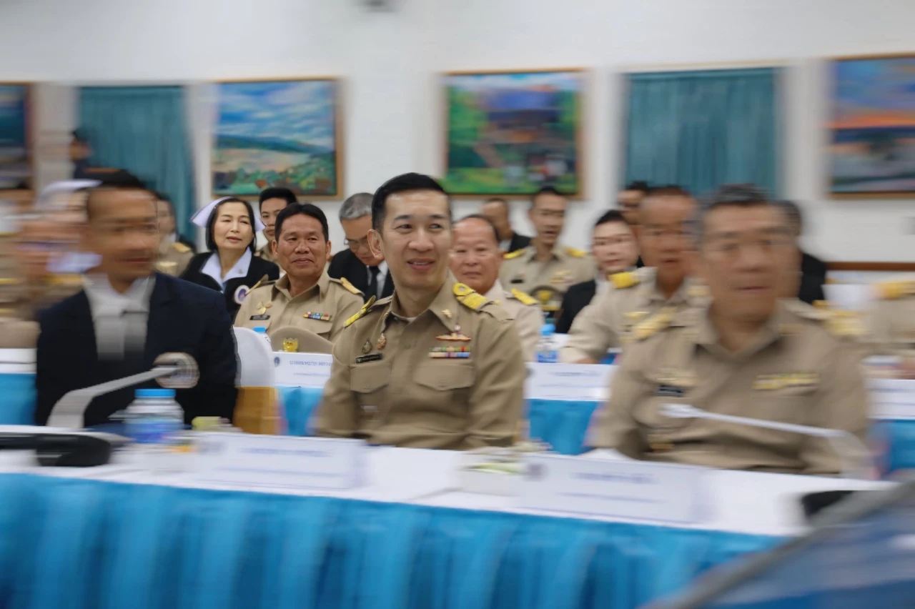 การประชุมและต้อนรับ พลเอก ประยุทธ์ จันทรโอชา องคมนตรี ในโอกาสเดินทางมาตรวจเยี่ยมโรงพยาบาลสมเด็จพระยุพราชเชียงของ